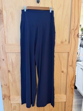 OFFLINE By Aerie Real Me XTRA High
Waisted Trouser Royal Navy Large